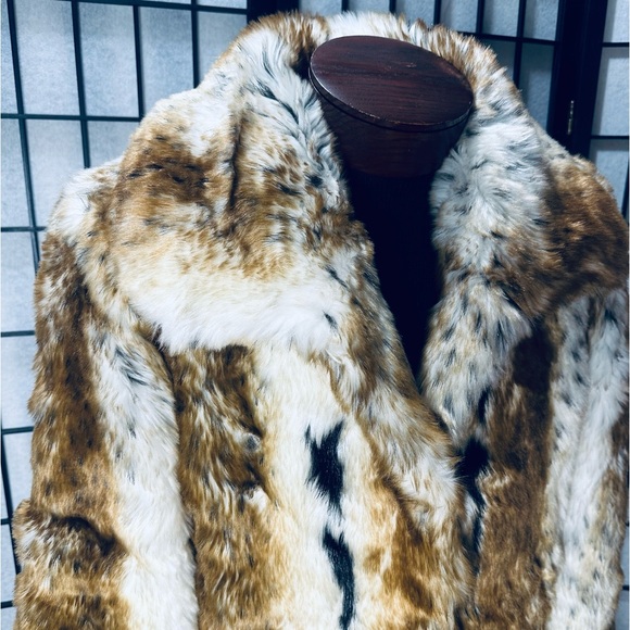 Pamela McCoy Full Length Canadian Bobcat Lynx Faux Fur Coat - Picture 4 of 7
